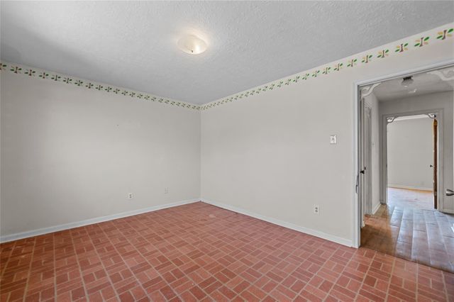 9085 Fm 1409, Dayton, TX 77535