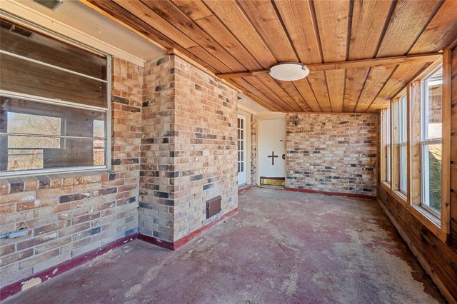 9085 Fm 1409, Dayton, TX 77535