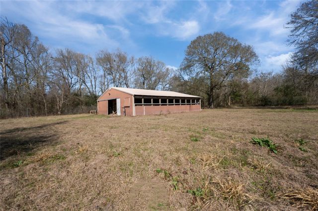 9085 Fm 1409, Dayton, TX 77535