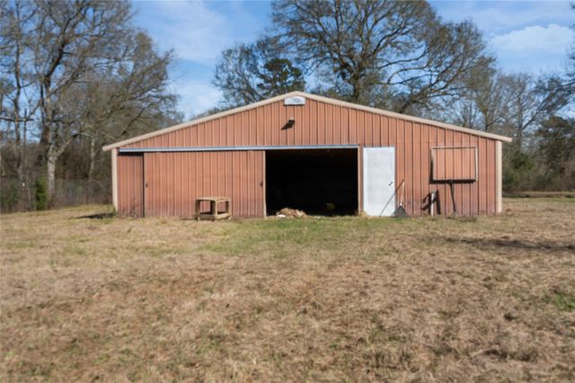 9085 Fm 1409, Dayton, TX 77535