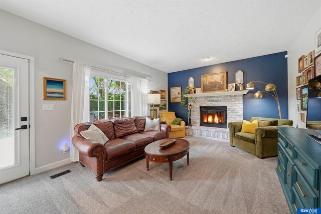 2717 Kipling Circle, Lincoln, NE 68516
