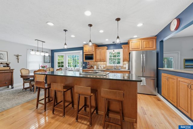 2717 Kipling Circle, Lincoln, NE 68516
