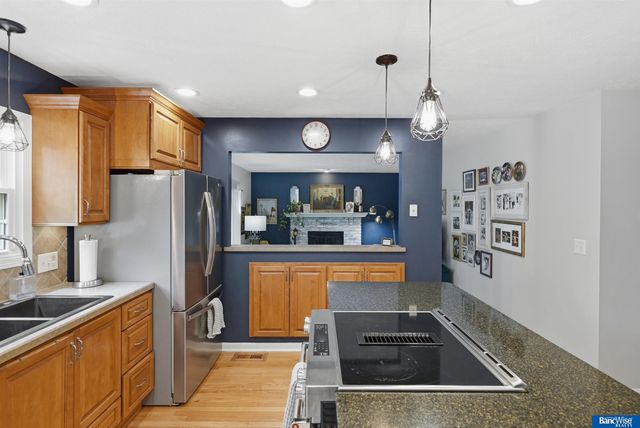2717 Kipling Circle, Lincoln, NE 68516