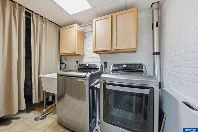 2717 Kipling Circle, Lincoln, NE 68516