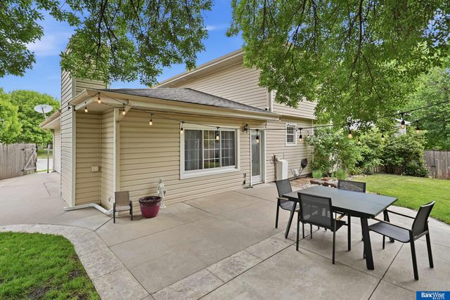 2717 Kipling Circle, Lincoln, NE 68516