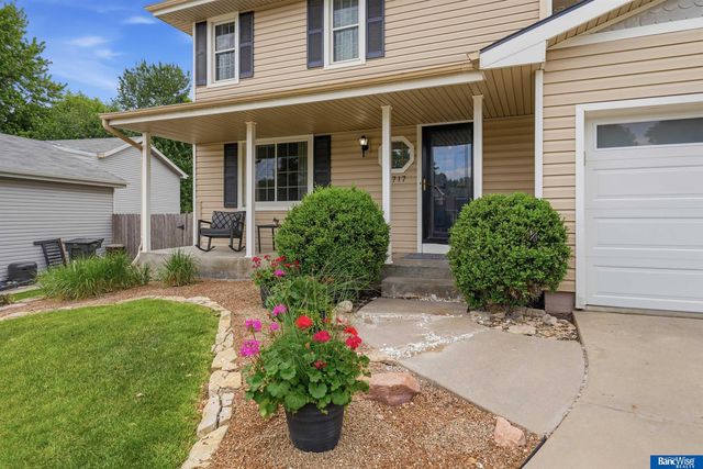2717 Kipling Circle, Lincoln, NE 68516