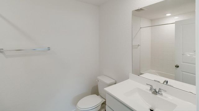 216 CONSTANZA TRL, Bastrop, TX 78602