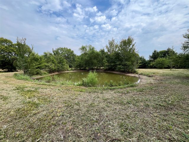 404 E Maple Street, Ravenna, TX 75476