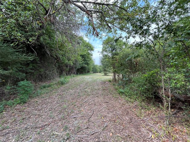404 E Maple Street, Ravenna, TX 75476