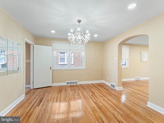 1136 KERPER ST, Philadelphia, PA 19111