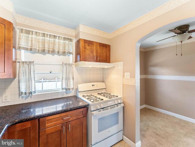 1136 KERPER ST, Philadelphia, PA 19111