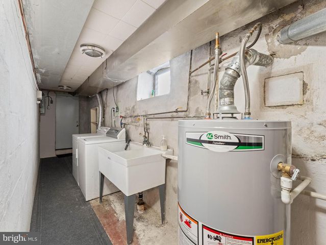 1136 KERPER ST, Philadelphia, PA 19111