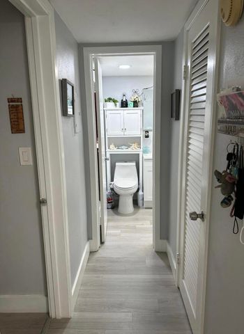 143 West Court, Royal Palm Beach, FL 33411