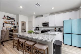40630 Birchfield Drive 12, Temecula, CA 92591