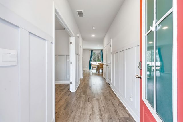 3283 Moss Bridge Ln., Myrtle Beach, SC 29579