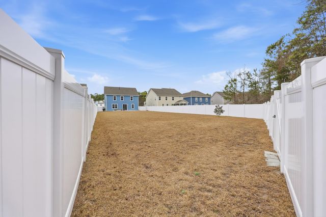 3283 Moss Bridge Ln., Myrtle Beach, SC 29579
