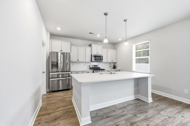 3283 Moss Bridge Ln., Myrtle Beach, SC 29579