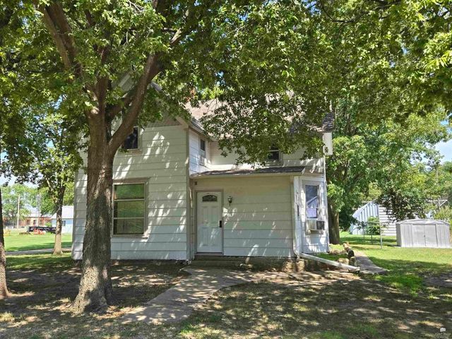 2988 Walnut Street, Talmage, KS 67482