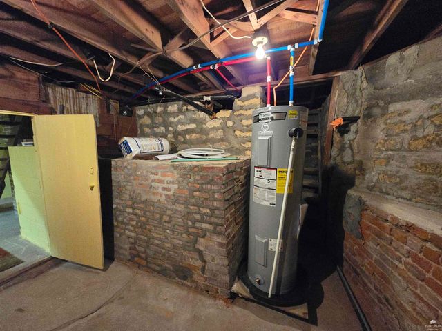 2988 Walnut Street, Talmage, KS 67482