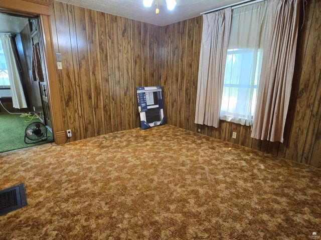 2988 Walnut Street, Talmage, KS 67482