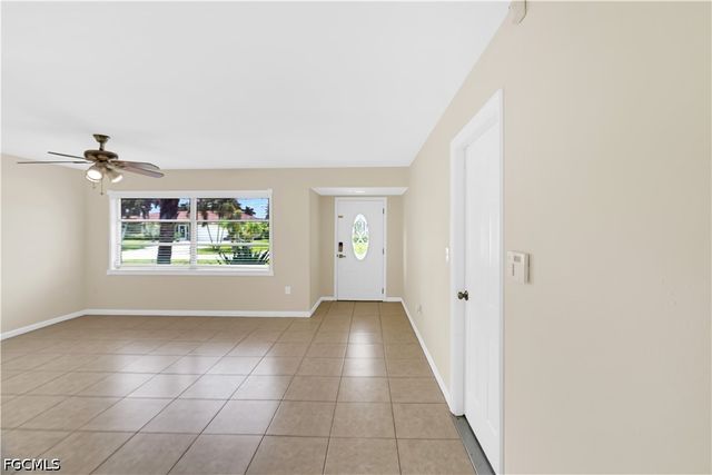 1121 SE 36th ST, Cape Coral, FL 33904