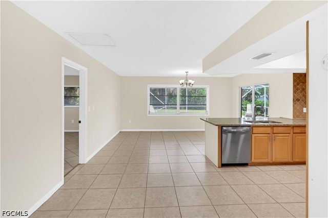1121 SE 36th ST, Cape Coral, FL 33904