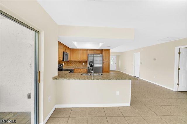1121 SE 36th ST, Cape Coral, FL 33904