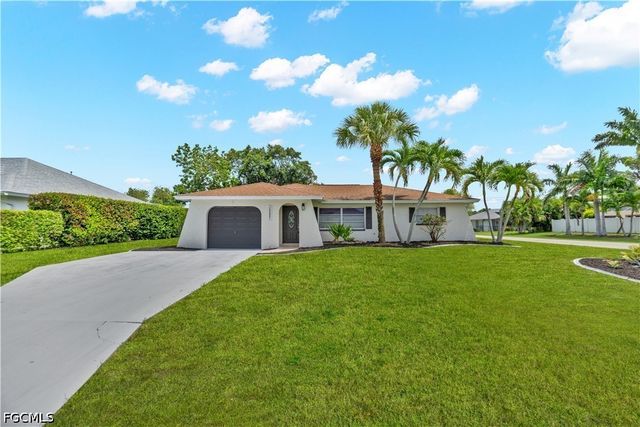 1121 SE 36th ST, Cape Coral, FL 33904