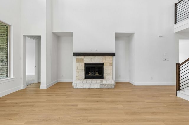 1007 Goldenrod Drive, Justin, TX 76247