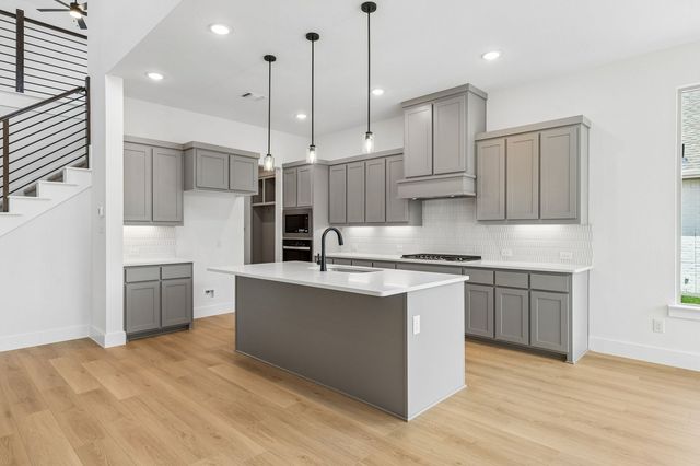 1007 Goldenrod Drive, Justin, TX 76247