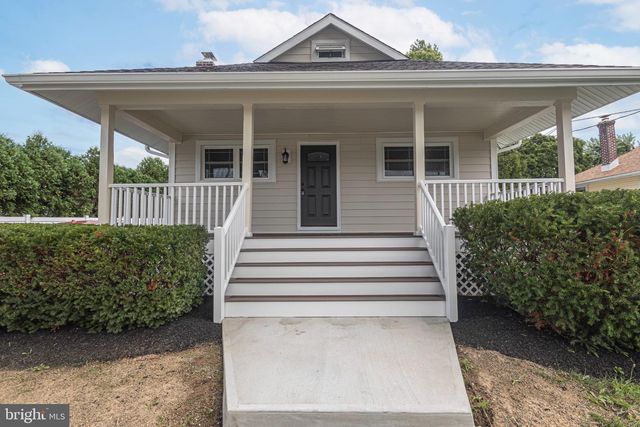 3017 BLAIR MILL RD, Willow Grove, PA 19090