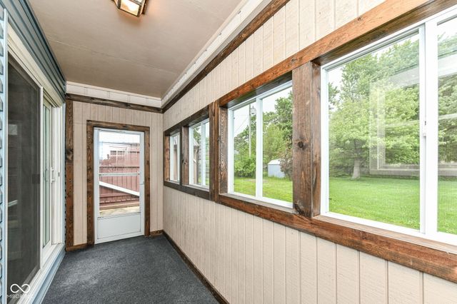 34 Sleepy Hollow Court, Westfield, IN 46074