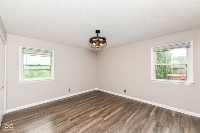 34 Sleepy Hollow Court, Westfield, IN 46074