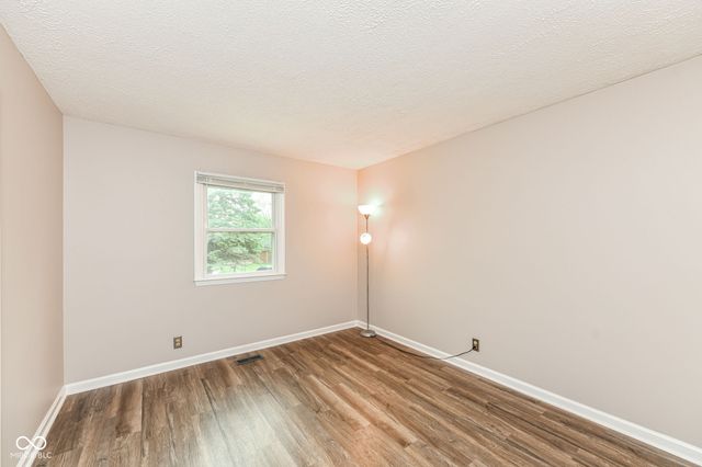 34 Sleepy Hollow Court, Westfield, IN 46074