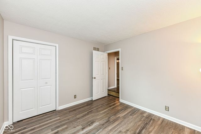 34 Sleepy Hollow Court, Westfield, IN 46074