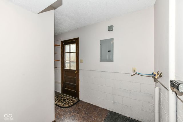 34 Sleepy Hollow Court, Westfield, IN 46074