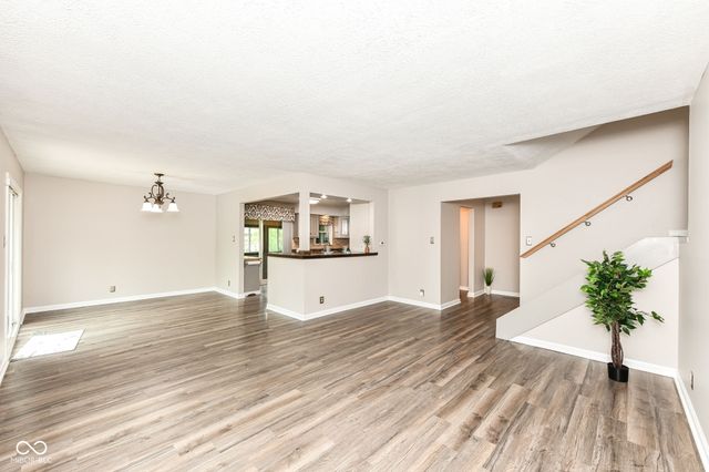 34 Sleepy Hollow Court, Westfield, IN 46074
