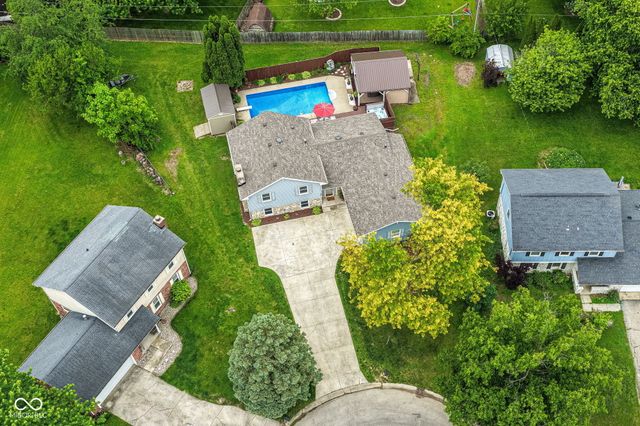 34 Sleepy Hollow Court, Westfield, IN 46074