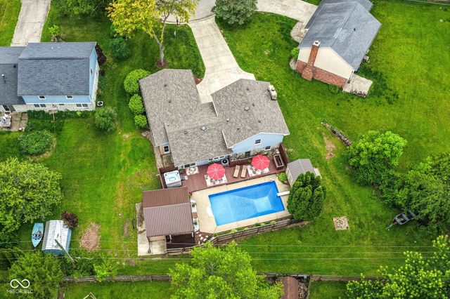 34 Sleepy Hollow Court, Westfield, IN 46074
