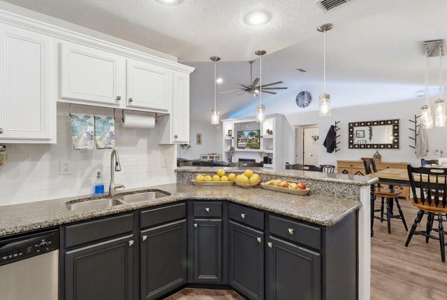 8667 N UPLAND DRIVE, Citrus Springs, FL 34434