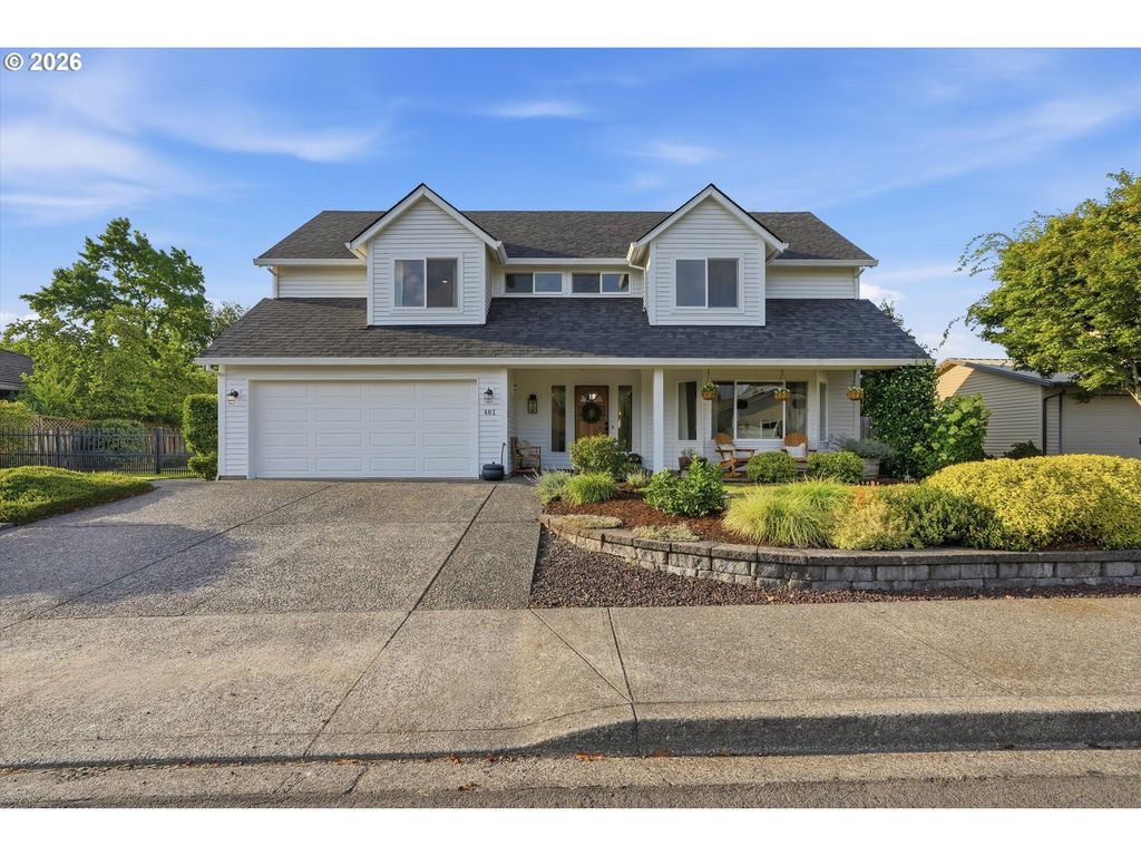 401 E DONALD Ln, Newberg, OR 97132