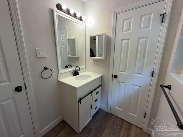 4531 Versailles Dr, Pensacola, FL 32505
