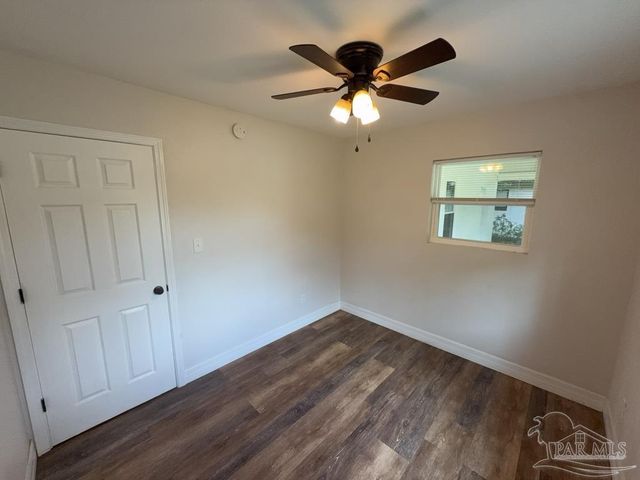 4531 Versailles Dr, Pensacola, FL 32505