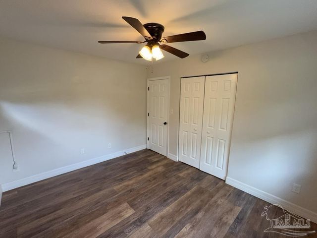 4531 Versailles Dr, Pensacola, FL 32505