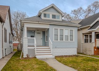 10813 S Eggleston Avenue, Chicago, IL 60628