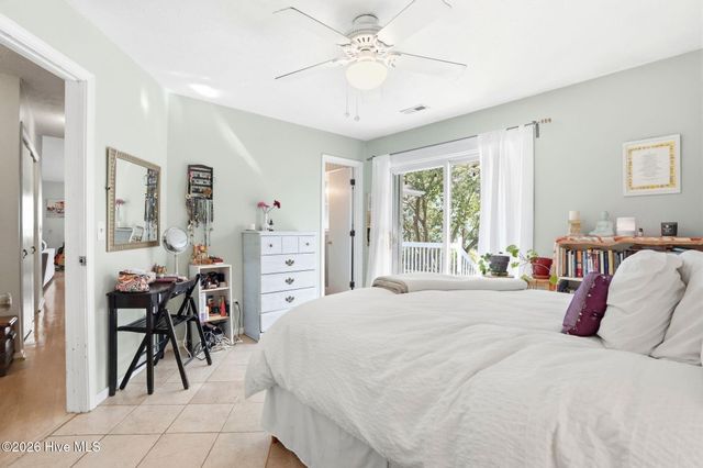 914 Oceanward Lane, Carolina Beach, NC 28428