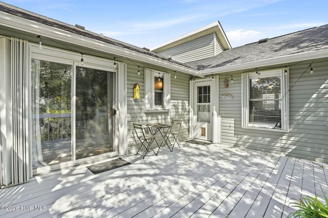 914 Oceanward Lane, Carolina Beach, NC 28428