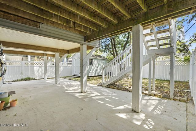 914 Oceanward Lane, Carolina Beach, NC 28428