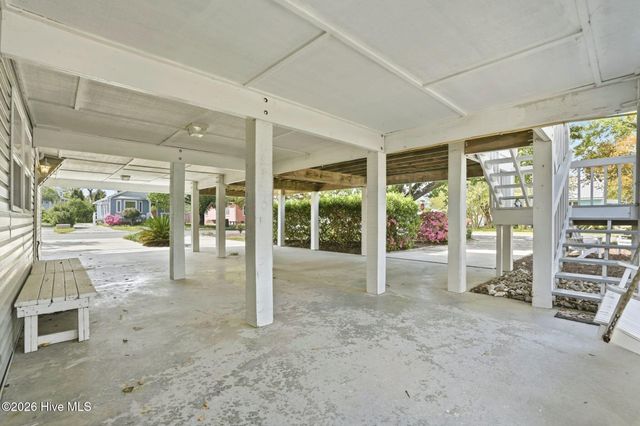 914 Oceanward Lane, Carolina Beach, NC 28428