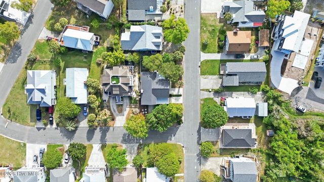 914 Oceanward Lane, Carolina Beach, NC 28428